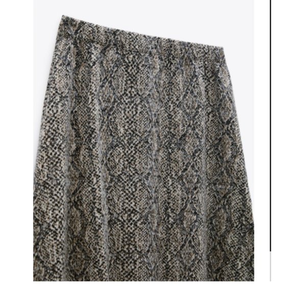 ZARA Soft-touch Snake Print Midi Skirt, Size M - Picture 4 of 11